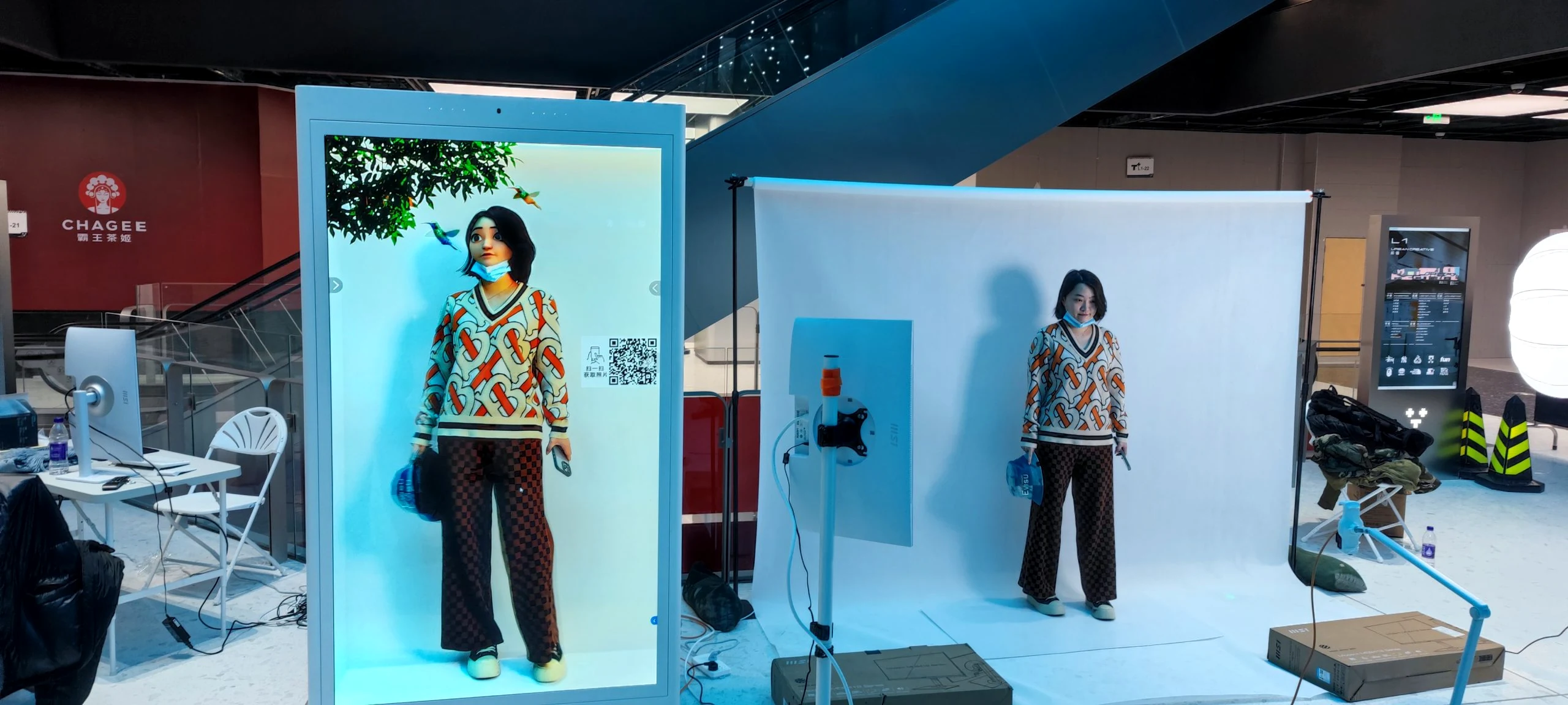 Original Translook HoloBox capture and cartoonization installation